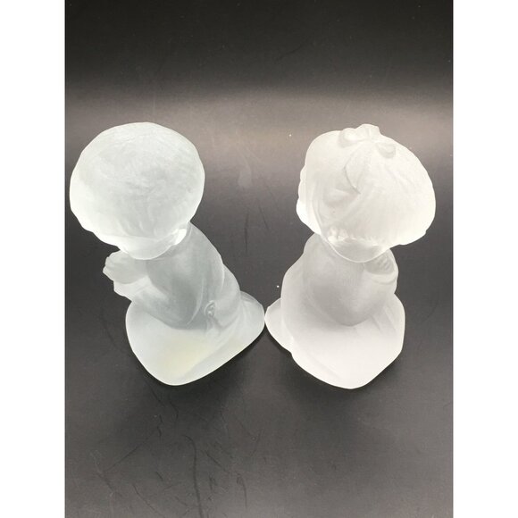 Vintage Fenton Frosted Satin Glass Praying Children Figurines 4'' Pair - Picture 13 of 16